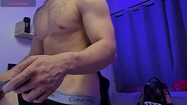 ASHTON_HILS 라이브 XXX 채팅