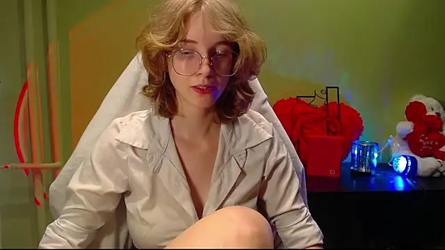 juicyPenny Adlı Modelin Canlı XXX Sohbeti