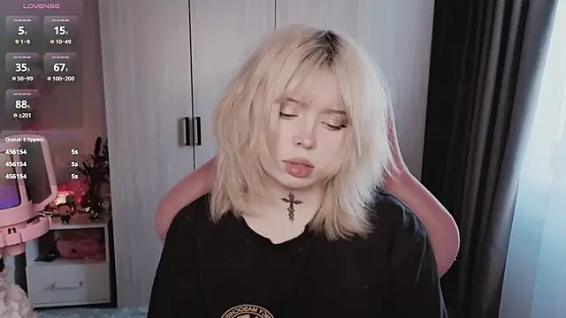 Chat XXX ao vivo de yumi_charm