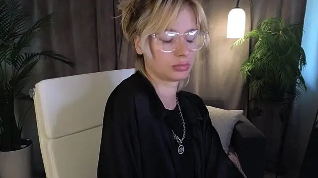 Chat XXX en directo de NoraMoreau