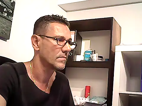 mastercharisma35 Live XXX Chat