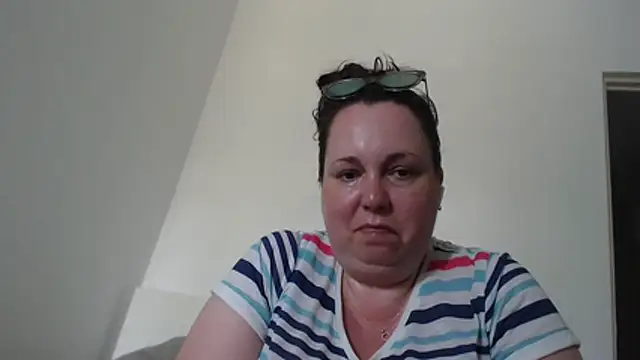 WendyRhoades live XXX chat