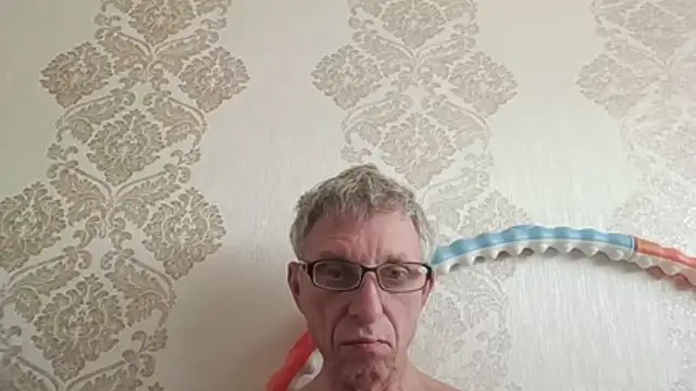 BobbyXRoyal webkamerás műsora