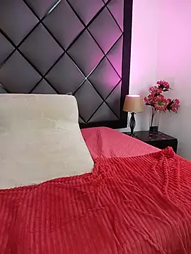 ELLA_KELLY Chat XXX in diretta