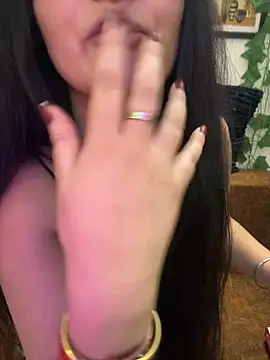 Czat XXX na żywo – Maahhii