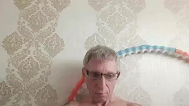 BobbyXRoyal Live XXX Chat