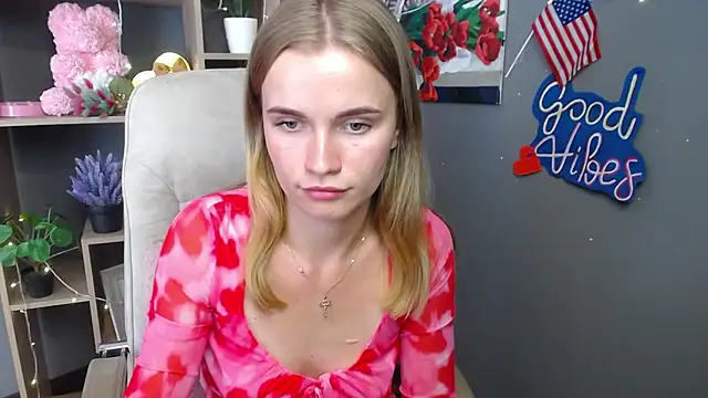 MargaritaKiss Adlı Modelin Canlı XXX Sohbeti