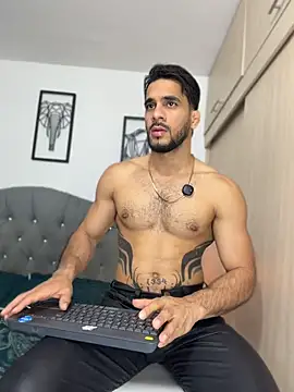 Maximiliano_ford 라이브 XXX 채팅