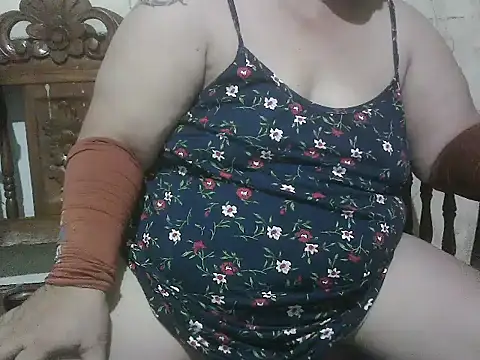 Czat XXX na żywo – bigmommaxxx81