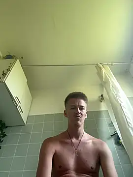 Toyjungee Adlı Modelin Canlı XXX Sohbeti