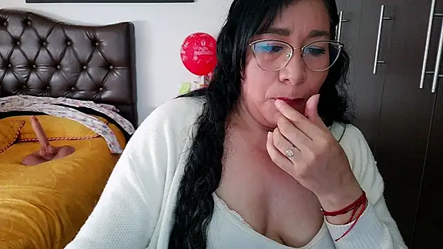 Chatroom XXX en direct de Grace_mature_milf