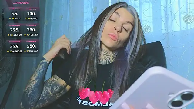 Chatroom XXX en direct de tattooedBabyy
