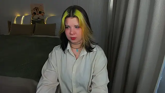 AliceSpencery Adlı Modelin Canlı XXX Sohbeti