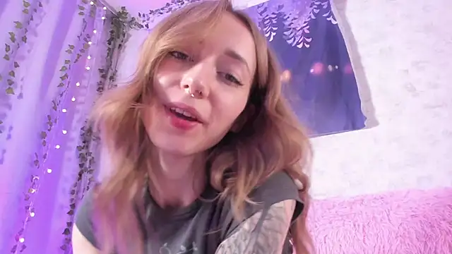 Chat XXX ao vivo de LuckySexyDoll