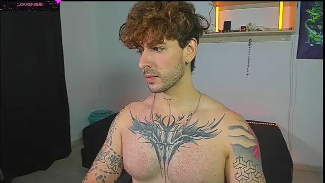 ARES_TATTO: απευθείας συνομιλία ΧΧΧ