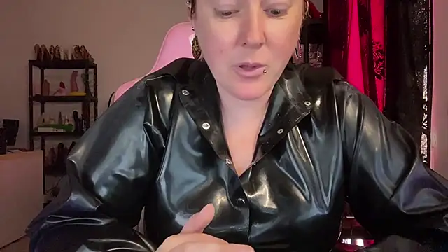 kisicaxx লাইভ XXX চ্যাট