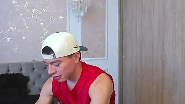 Chat +18 de IanMancini ao vivo