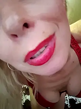 צ'אט XXX בשידור חי של SelinaLovqx