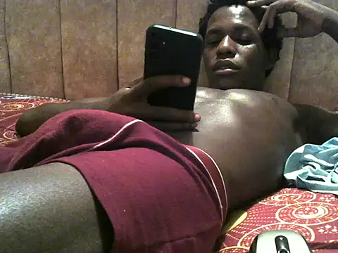 Bigras0011's Live XXX Chat