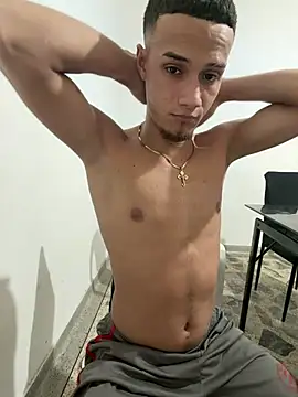 friends_lust_latin Obrolan Langsung XXX