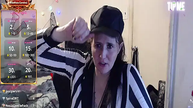 Demonicmiss – Naživo XXX chat