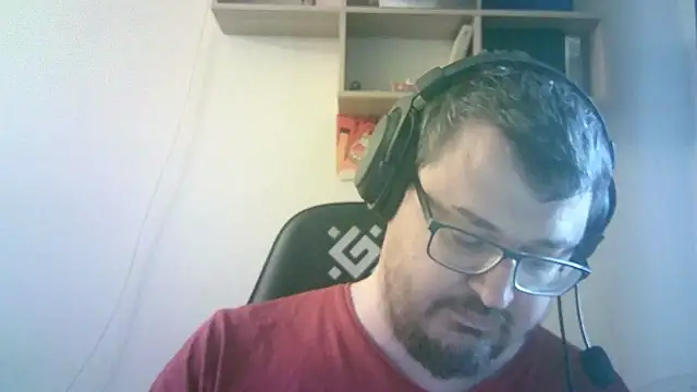 XXX chat uživo modela SirAbuser