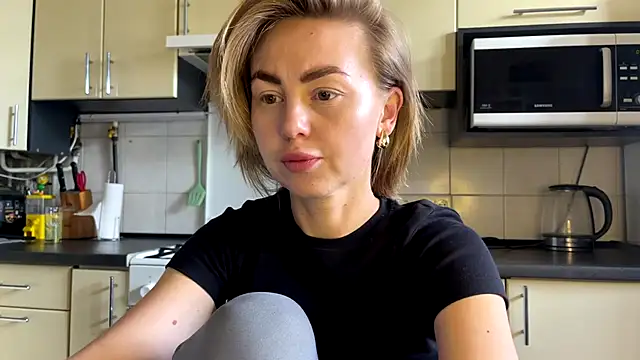 MartaLuna_'s Live XXX Chat