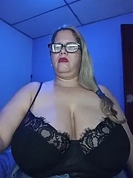 Chat +18 de EllisW8 ao vivo