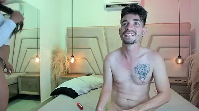 Luna_and_Axelln Live XXX chat