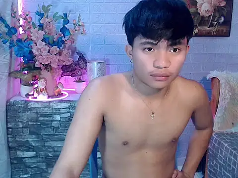 mostwantedtwink: онлайн-секс-чат