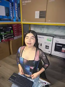 Ambarina_'s Live XXX Chat
