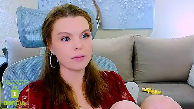 Glossier Chat XXX live