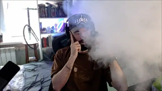 XXX chat uživo modela _Serious_Man