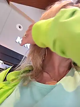 KaylinJanのライブXXXチャット