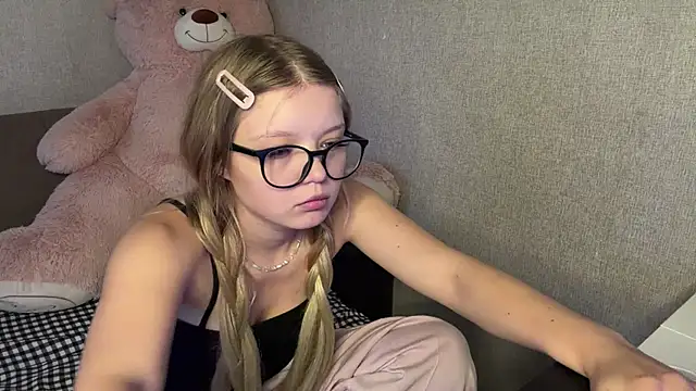 Chat XXX en directo de MarlaMotsinger