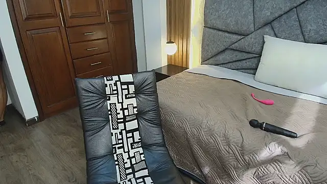 ShayMilleer Adlı Modelin Canlı XXX Sohbeti