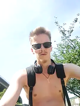 Toyjungee Live XXX-Chat