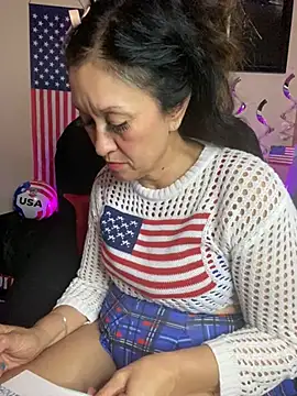 XXX chat uživo modela TheDime