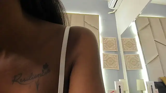 KarinaaCoxx Live XXX-Chat