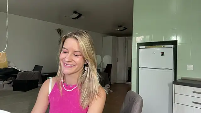 CryBaabyyn Live XXX chat