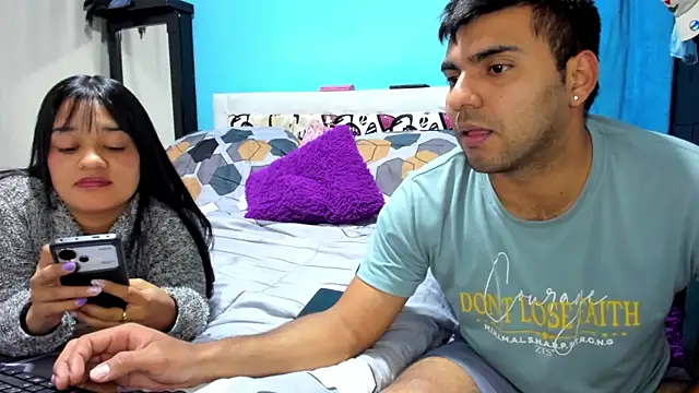 Živý XXX chat LazyandSniffer28