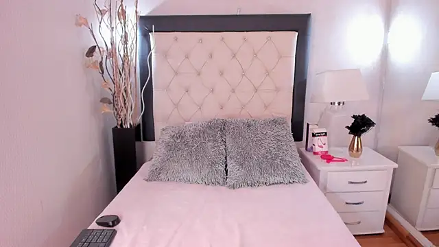 Chat +18 de Gaby_Herreraa ao vivo
