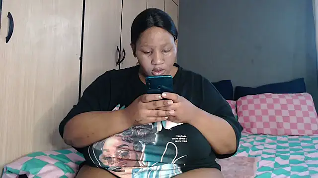 PIXIEBITCHXXX26 XXX чат на живо