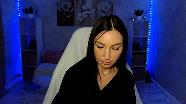 NikoleMills' Live XXX Chat