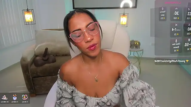 Shantaall_ Chat XXX in diretta