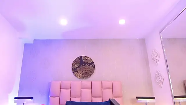 IsabelleDaza: απευθείας συνομιλία ΧΧΧ