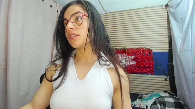 rosse_2504's Live XXX Chat