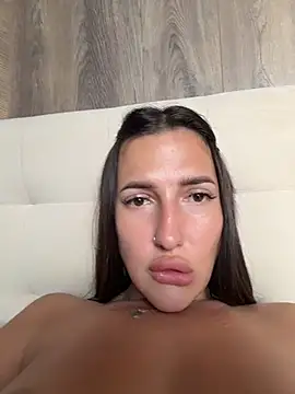 AleksandraRich Adlı Modelin Canlı XXX Sohbeti