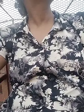 XXX chat uživo modela Sonirajpoot1