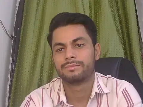 Stubborndesiboy Live XXX-chat